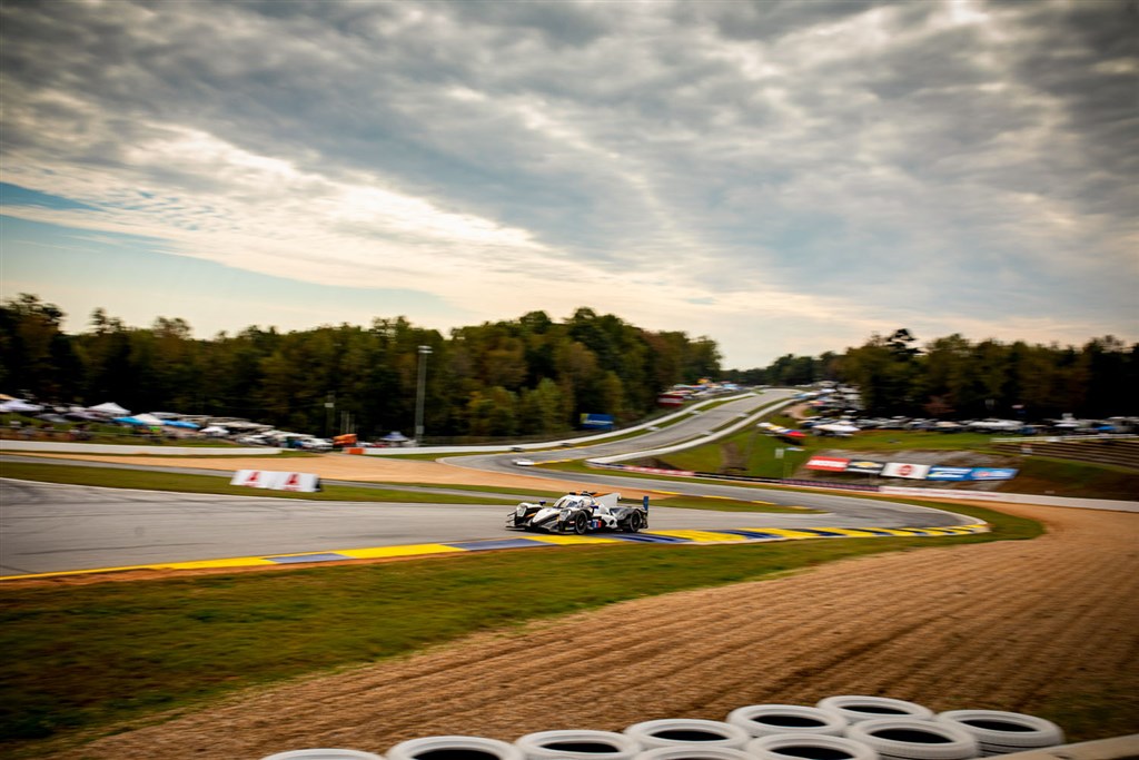 (Foto: STARWORKS MOTORSPORT)